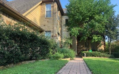 Austin Charm Home by The Key Rentals