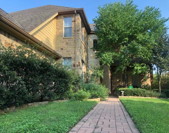 Austin Charm Home by The Key Rentals