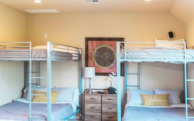 Austin Charm Home by The Key Rentals