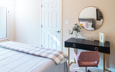 Austin Charm Home by The Key Rentals