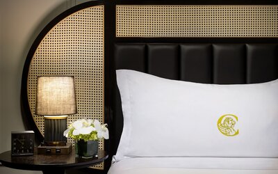The Candler Hotel Atlanta, Curio Collection by Hilton