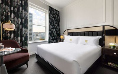 The Candler Hotel Atlanta, Curio Collection by Hilton