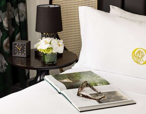 The Candler Hotel Atlanta, Curio Collection by Hilton