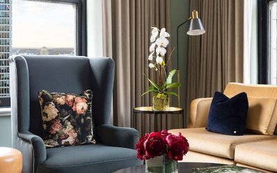 The Candler Hotel Atlanta, Curio Collection by Hilton