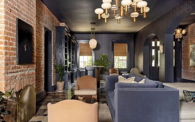 Garden District Hotel