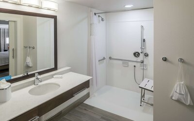 Hampton Inn & Suites by Hilton Atlanta Perimeter Dunwoody