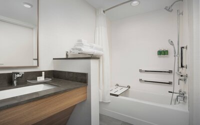 Fairfield Inn & Suites by Marriott Nashville near Vanderbilt