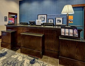 Hampton Inn & Suites Nashville Downtown