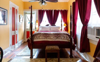 Blue60 Marigny Inn