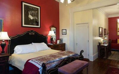 Blue60 Marigny Inn