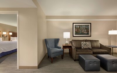 Hampton Inn & Suites Nashville Downtown
