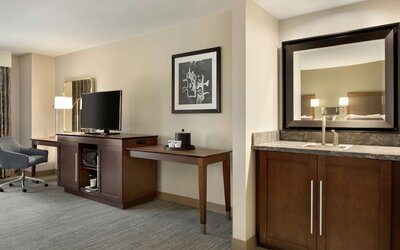 Hampton Inn & Suites Nashville Downtown