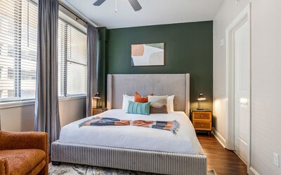 Spacious Modern Condos near French Quarter