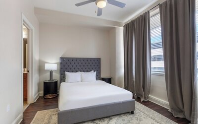 Spacious Modern Condos near French Quarter
