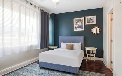 Spacious Modern Condos near French Quarter