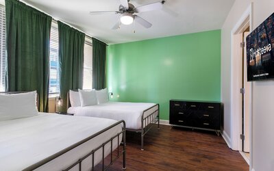 Spacious Modern Condos near French Quarter