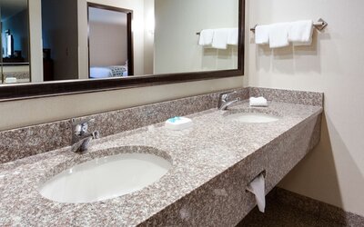 Drury Inn & Suites Nashville Airport