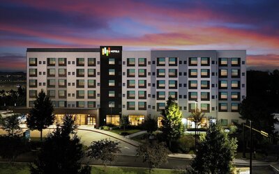 EVEN Hotel Atlanta - Ballpark Area by IHG
