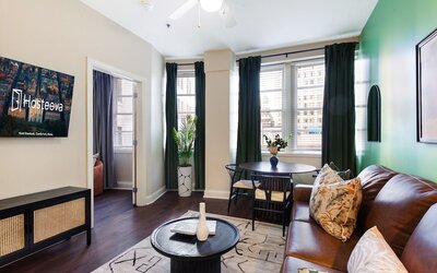 Spacious Modern Condos near French Quarter