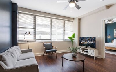 Spacious Modern Condos near French Quarter