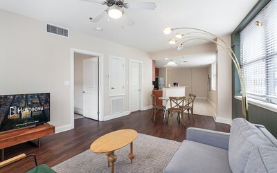 Spacious Modern Condos near French Quarter