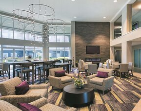 La Quinta Inn & Suites by Wyndham Austin Near The Domain