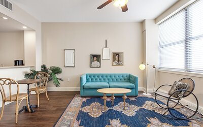 Spacious Modern Condos near French Quarter