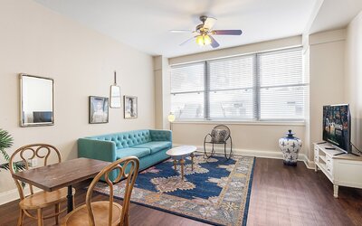 Spacious Modern Condos near French Quarter