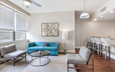 Spacious Modern Condos near French Quarter