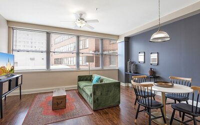 Spacious Modern Condos near French Quarter