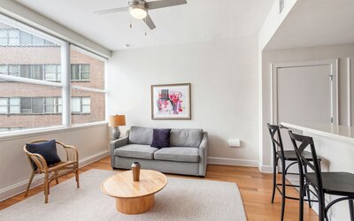 Spacious Modern Condos near French Quarter