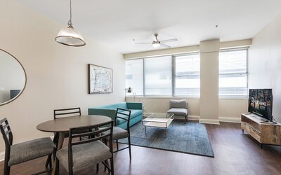 Spacious Modern Condos near French Quarter
