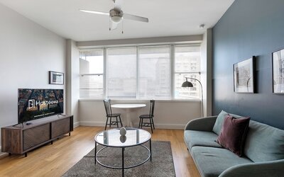 Spacious Modern Condos near French Quarter