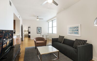 Spacious Modern Condos near French Quarter