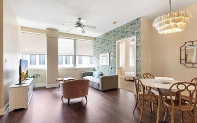 Spacious Modern Condos near French Quarter