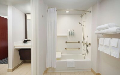 Courtyard by Marriott Atlanta Buckhead