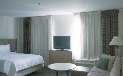 Staybridge Suites Austin Airport by IHG