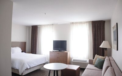 Staybridge Suites Austin Airport by IHG