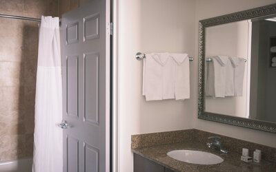 Staybridge Suites Austin Airport by IHG