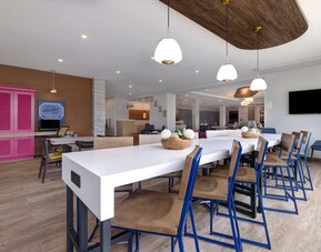 Home2 Suites Downtown Nashville/Metrocenter