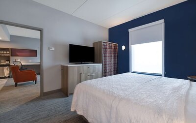 Home2 Suites Downtown Nashville/Metrocenter
