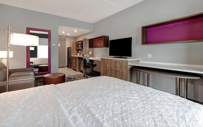 Home2 Suites Downtown Nashville/Metrocenter