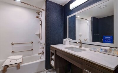 Home2 Suites Downtown Nashville/Metrocenter