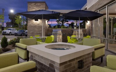 Home2 Suites Downtown Nashville/Metrocenter