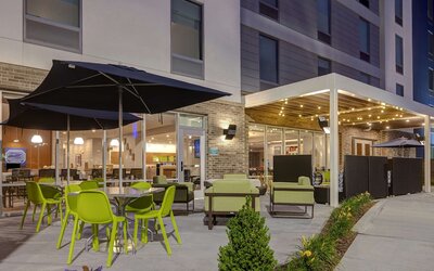Home2 Suites Downtown Nashville/Metrocenter