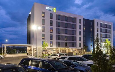 Home2 Suites Downtown Nashville/Metrocenter