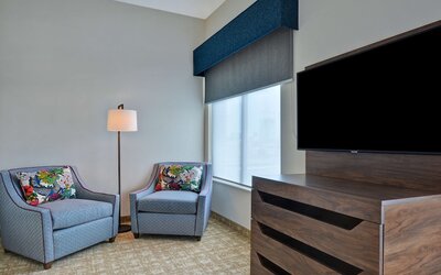 Hampton Inn & Suites Nashville Downtown Capitol View