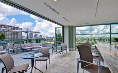 Hampton Inn & Suites Nashville Downtown Capitol View