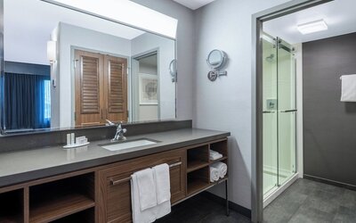 Courtyard by Marriott Austin South