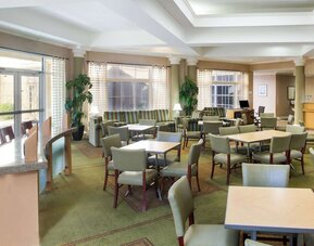 La Quinta Inn & Suites by Wyndham Austin Southwest